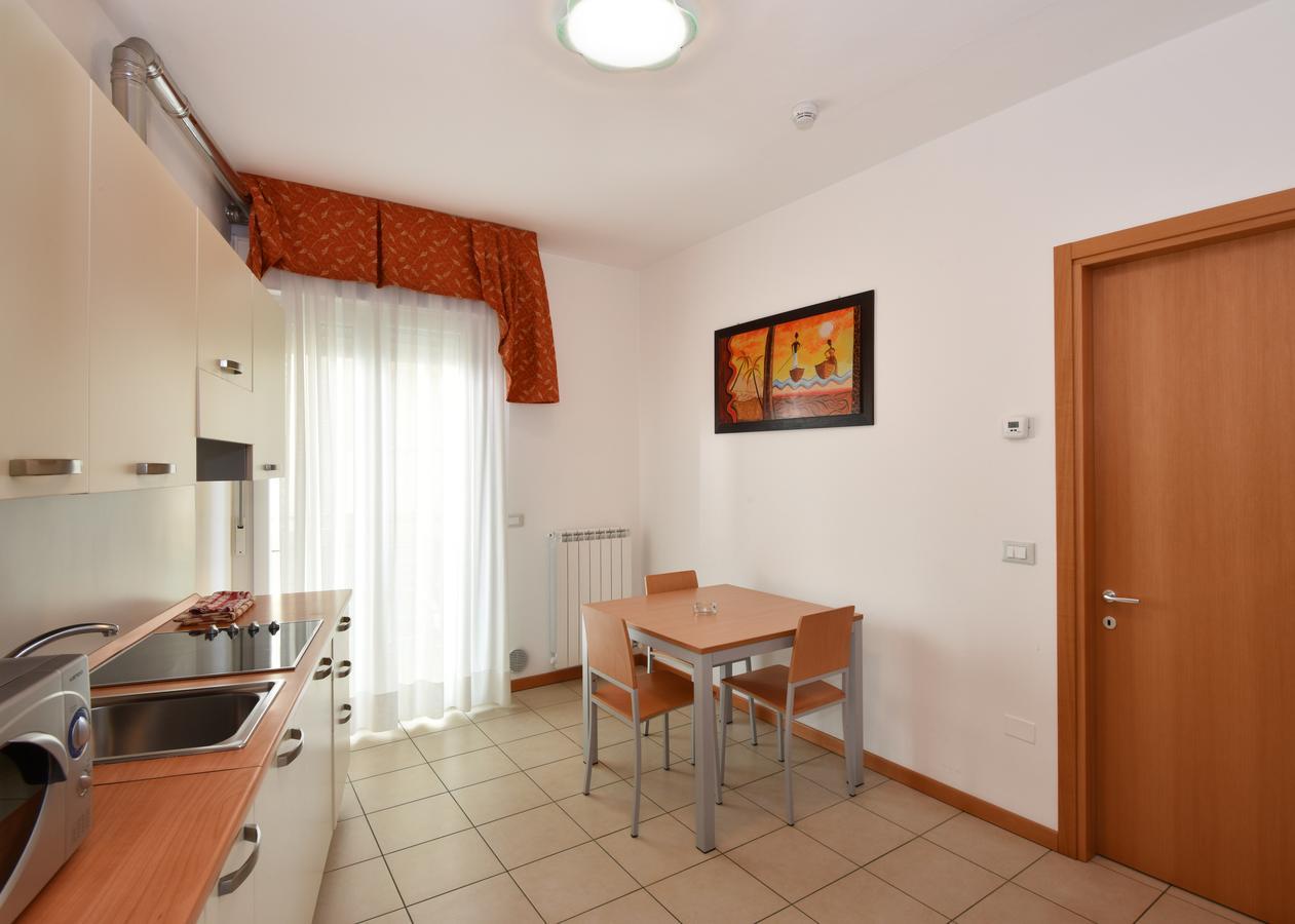 Hotel Villa Olga กาออร์เล ภายนอก รูปภาพ