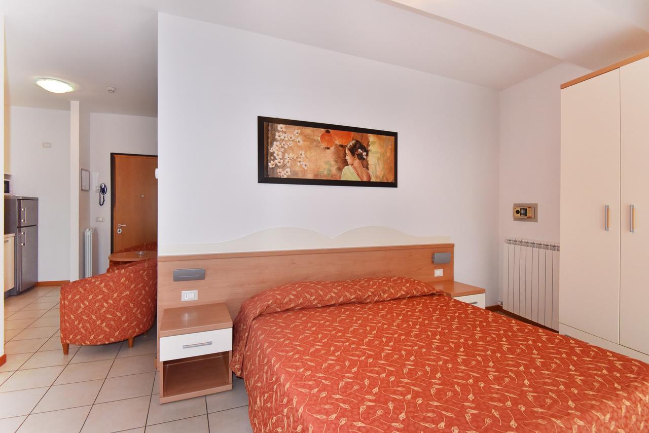 Hotel Villa Olga กาออร์เล ภายนอก รูปภาพ