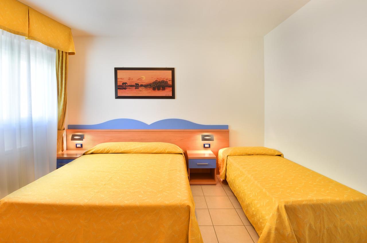 Hotel Villa Olga กาออร์เล ภายนอก รูปภาพ