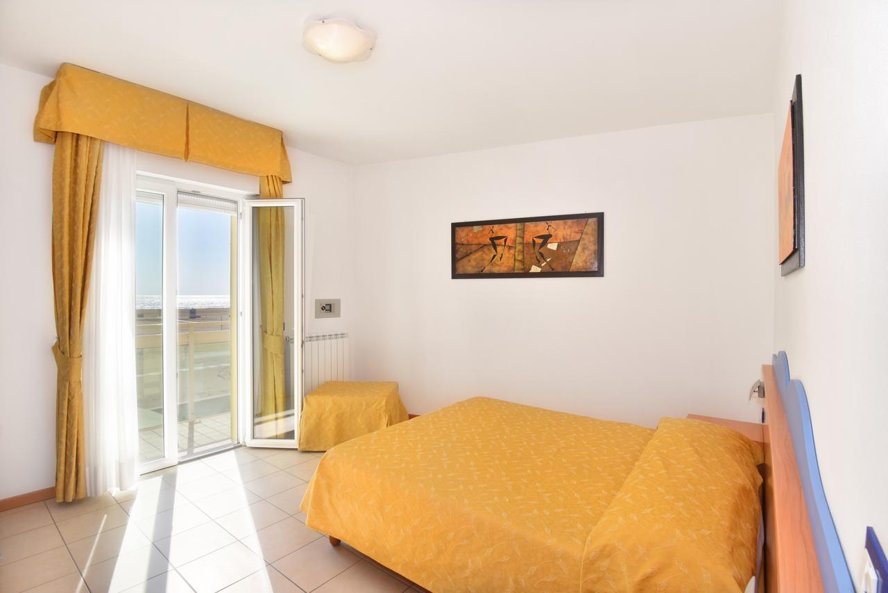 Hotel Villa Olga กาออร์เล ภายนอก รูปภาพ