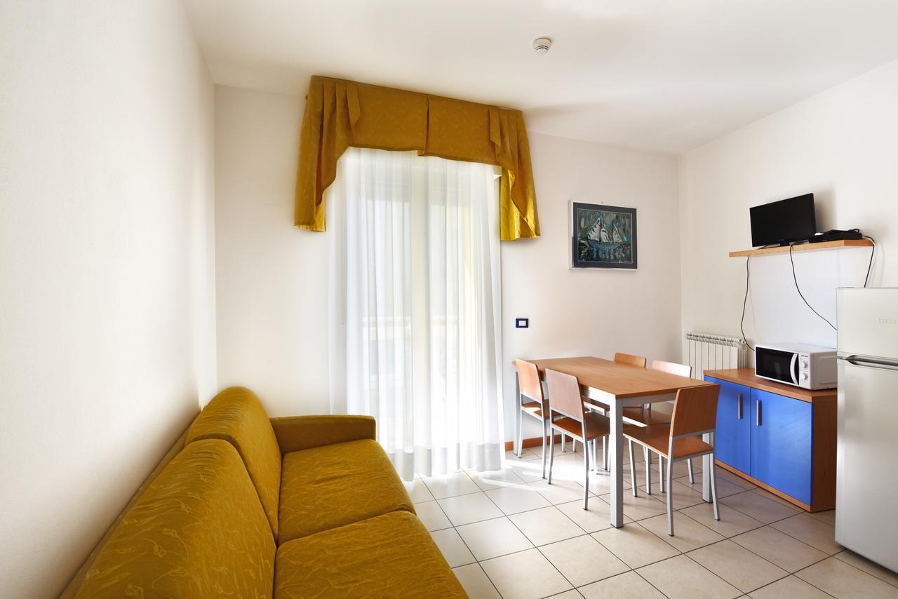 Hotel Villa Olga กาออร์เล ภายนอก รูปภาพ