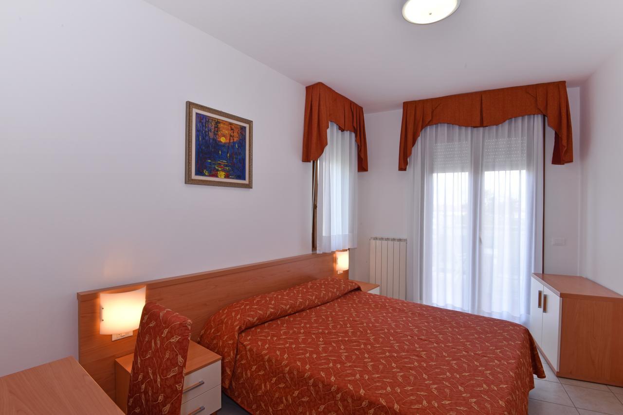 Hotel Villa Olga กาออร์เล ภายนอก รูปภาพ