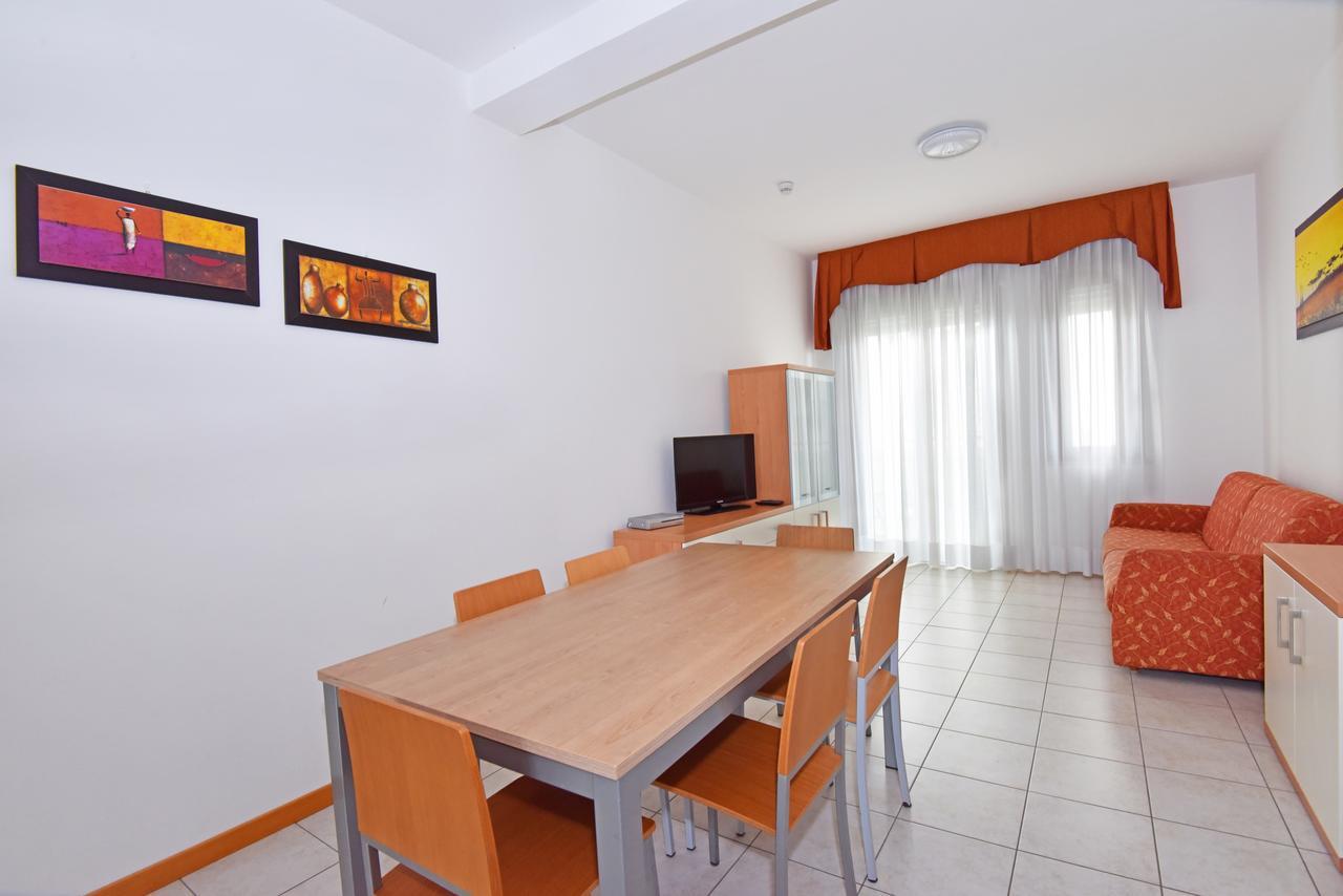 Hotel Villa Olga กาออร์เล ภายนอก รูปภาพ